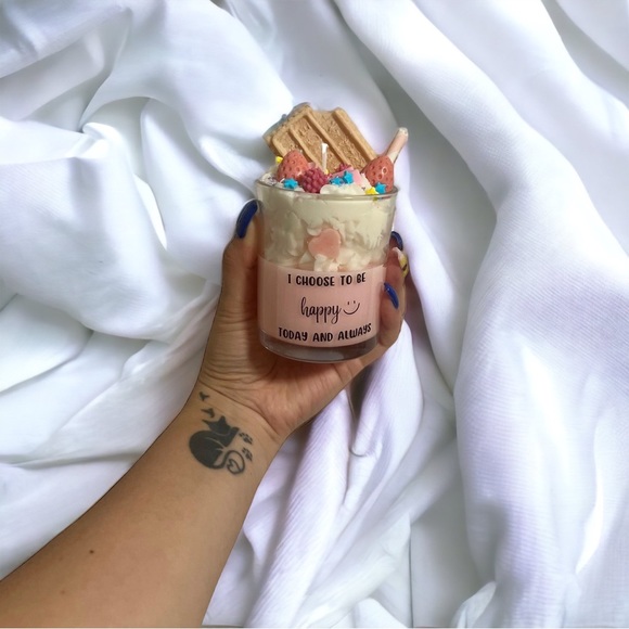 Handmade Candle I CHOOSE TO BE HAPPY TODAY AND ALWAYS - Vanilla Fragance - Picture 3 of 7